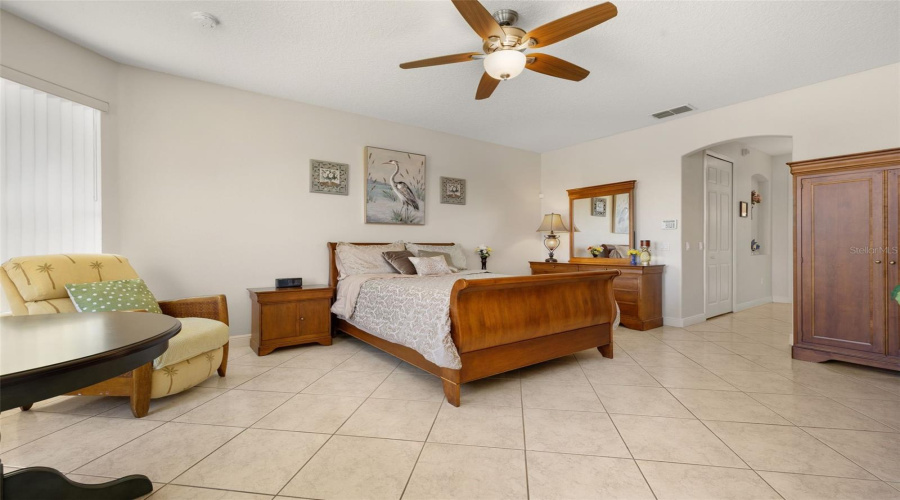 KISSIMMEE, Florida 34746, 4 Bedrooms Bedrooms, ,3 BathroomsBathrooms,Residential,For Sale,CAPTAINS,0,MFRS5145229