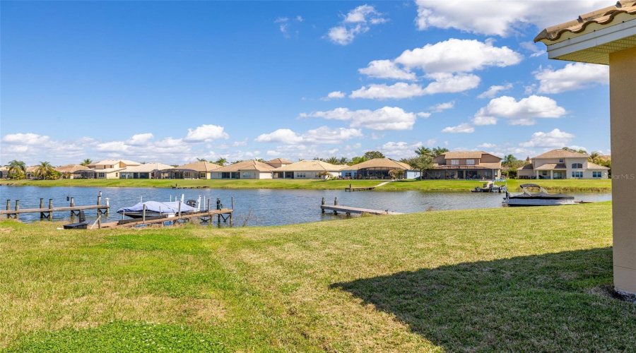 KISSIMMEE, Florida 34746, 4 Bedrooms Bedrooms, ,3 BathroomsBathrooms,Residential,For Sale,CAPTAINS,0,MFRS5145229