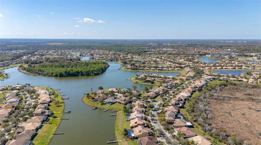 KISSIMMEE, Florida 34746, 4 Bedrooms Bedrooms, ,3 BathroomsBathrooms,Residential,For Sale,CAPTAINS,0,MFRS5145229