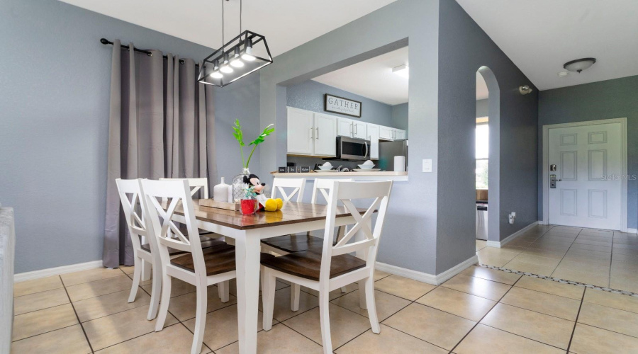 DAVENPORT, Florida 33897, 4 Bedrooms Bedrooms, ,2 BathroomsBathrooms,Residential,For Sale,BERGAMO,0,MFRO6390093