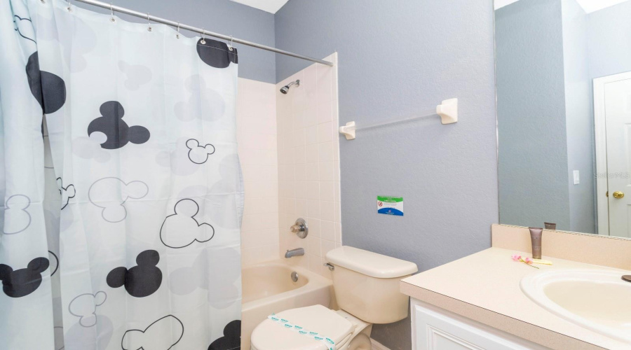 DAVENPORT, Florida 33897, 4 Bedrooms Bedrooms, ,2 BathroomsBathrooms,Residential,For Sale,BERGAMO,0,MFRO6390093