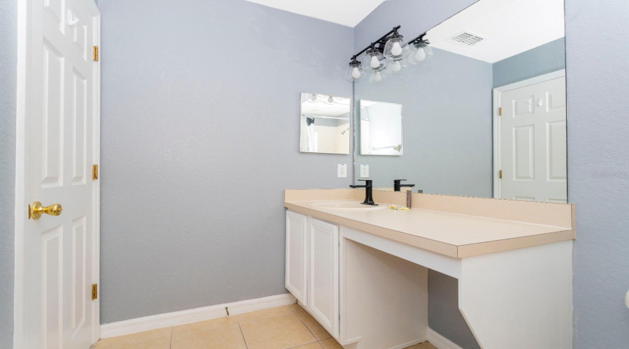 DAVENPORT, Florida 33897, 4 Bedrooms Bedrooms, ,2 BathroomsBathrooms,Residential,For Sale,BERGAMO,0,MFRO6390093