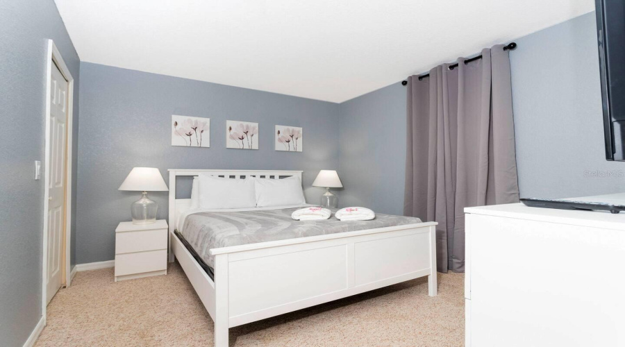 DAVENPORT, Florida 33897, 4 Bedrooms Bedrooms, ,2 BathroomsBathrooms,Residential,For Sale,BERGAMO,0,MFRO6390093