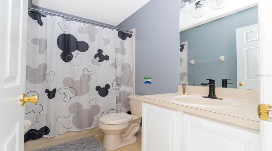 DAVENPORT, Florida 33897, 4 Bedrooms Bedrooms, ,2 BathroomsBathrooms,Residential,For Sale,BERGAMO,0,MFRO6390093