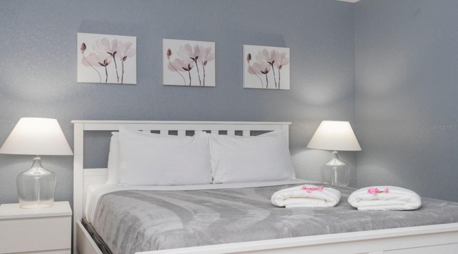 DAVENPORT, Florida 33897, 4 Bedrooms Bedrooms, ,2 BathroomsBathrooms,Residential,For Sale,BERGAMO,0,MFRO6390093