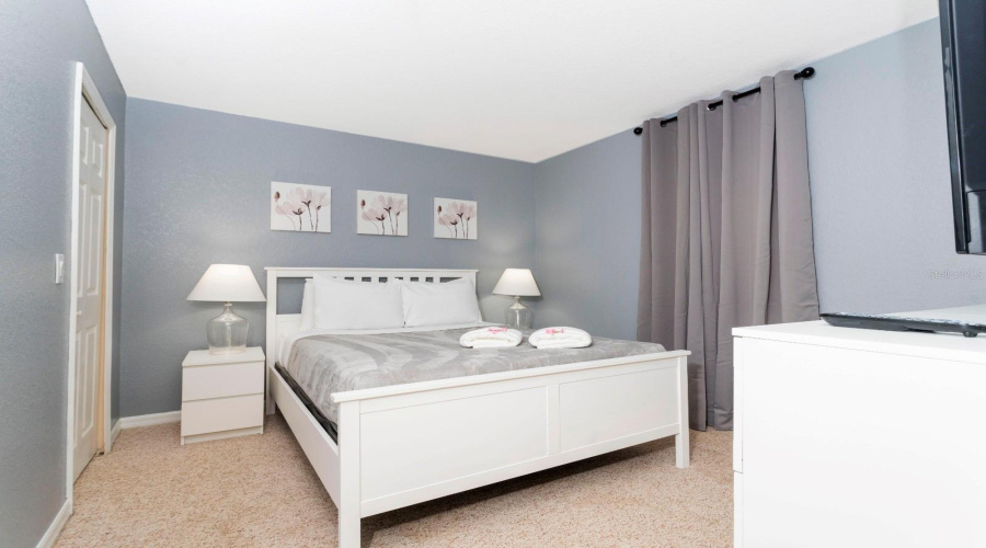 DAVENPORT, Florida 33897, 4 Bedrooms Bedrooms, ,2 BathroomsBathrooms,Residential,For Sale,BERGAMO,0,MFRO6390093