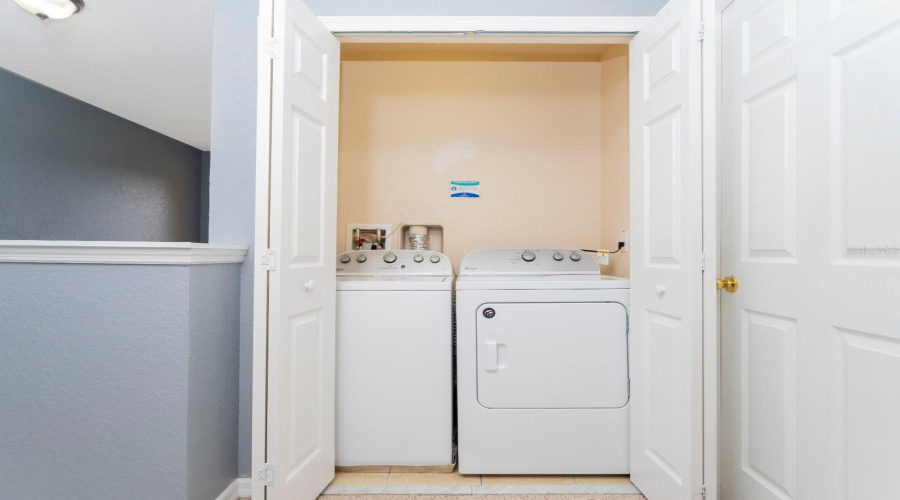 DAVENPORT, Florida 33897, 4 Bedrooms Bedrooms, ,2 BathroomsBathrooms,Residential,For Sale,BERGAMO,0,MFRO6390093