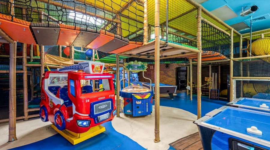 DAVENPORT, Florida 33897, 4 Bedrooms Bedrooms, ,2 BathroomsBathrooms,Residential,For Sale,BERGAMO,0,MFRO6390093