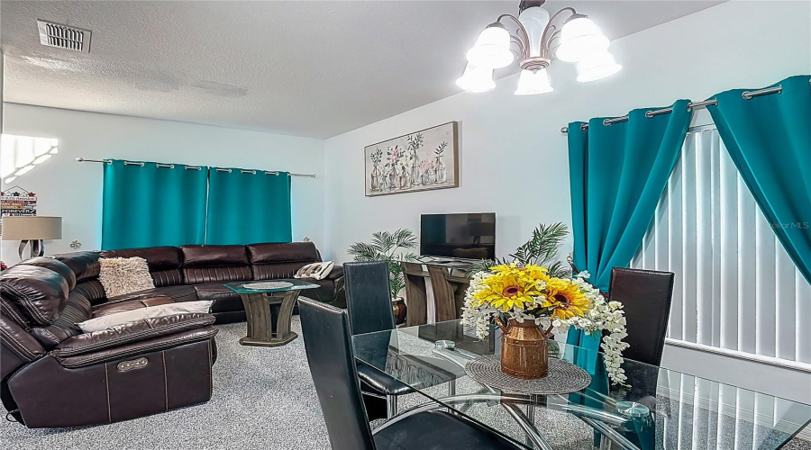 KISSIMMEE, Florida 34746, 5 Bedrooms Bedrooms, ,3 BathroomsBathrooms,Residential,For Sale,CUMBRIAN LAKES,0,MFRO6389975