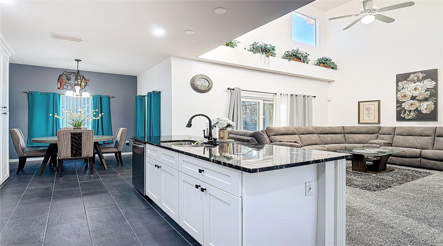 KISSIMMEE, Florida 34746, 5 Bedrooms Bedrooms, ,3 BathroomsBathrooms,Residential,For Sale,CUMBRIAN LAKES,0,MFRO6389975