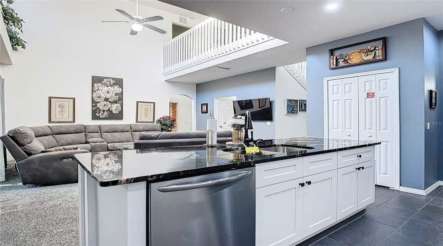 KISSIMMEE, Florida 34746, 5 Bedrooms Bedrooms, ,3 BathroomsBathrooms,Residential,For Sale,CUMBRIAN LAKES,0,MFRO6389975