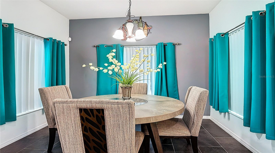 KISSIMMEE, Florida 34746, 5 Bedrooms Bedrooms, ,3 BathroomsBathrooms,Residential,For Sale,CUMBRIAN LAKES,0,MFRO6389975