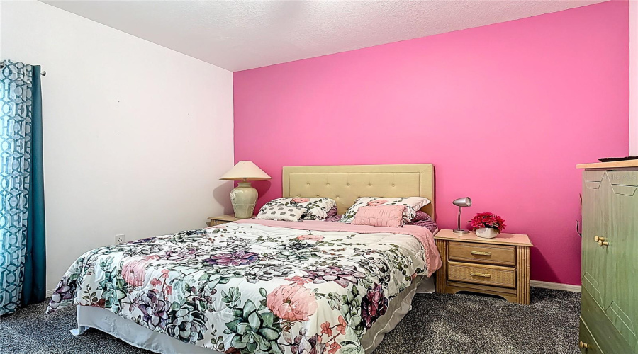 KISSIMMEE, Florida 34746, 5 Bedrooms Bedrooms, ,3 BathroomsBathrooms,Residential,For Sale,CUMBRIAN LAKES,0,MFRO6389975