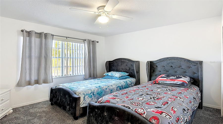 KISSIMMEE, Florida 34746, 5 Bedrooms Bedrooms, ,3 BathroomsBathrooms,Residential,For Sale,CUMBRIAN LAKES,0,MFRO6389975