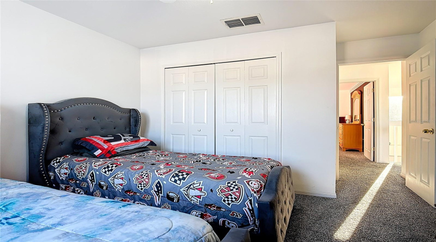 KISSIMMEE, Florida 34746, 5 Bedrooms Bedrooms, ,3 BathroomsBathrooms,Residential,For Sale,CUMBRIAN LAKES,0,MFRO6389975