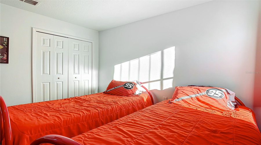 KISSIMMEE, Florida 34746, 5 Bedrooms Bedrooms, ,3 BathroomsBathrooms,Residential,For Sale,CUMBRIAN LAKES,0,MFRO6389975