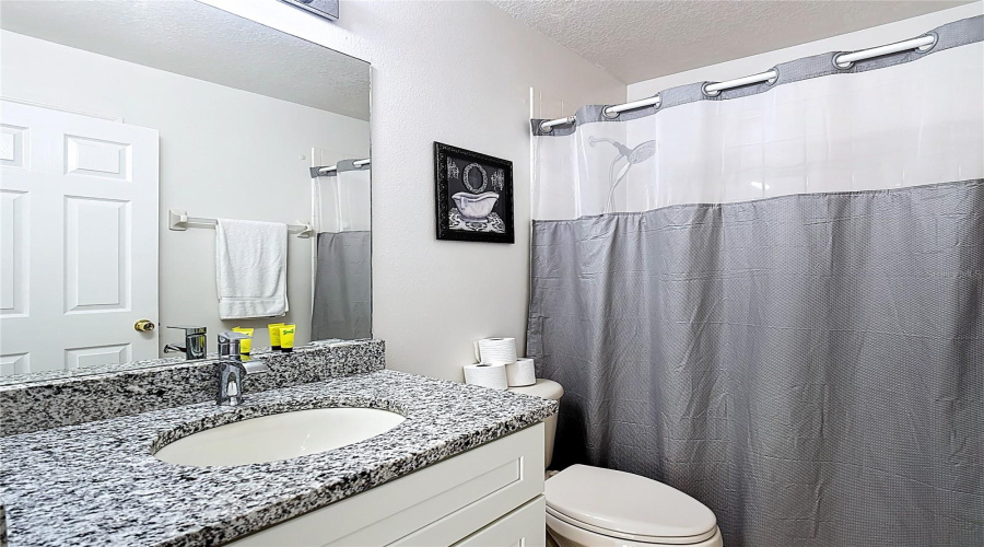 KISSIMMEE, Florida 34746, 5 Bedrooms Bedrooms, ,3 BathroomsBathrooms,Residential,For Sale,CUMBRIAN LAKES,0,MFRO6389975