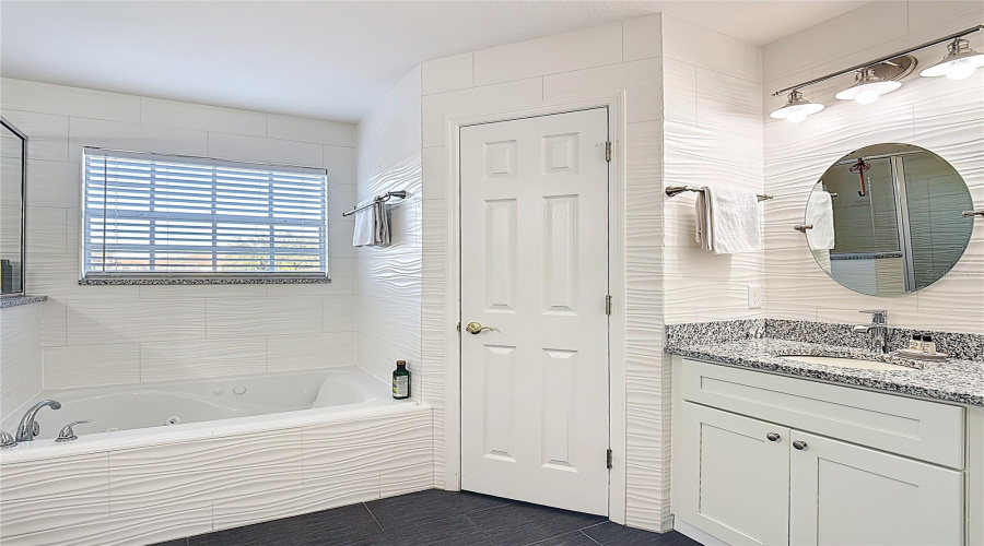 KISSIMMEE, Florida 34746, 5 Bedrooms Bedrooms, ,3 BathroomsBathrooms,Residential,For Sale,CUMBRIAN LAKES,0,MFRO6389975