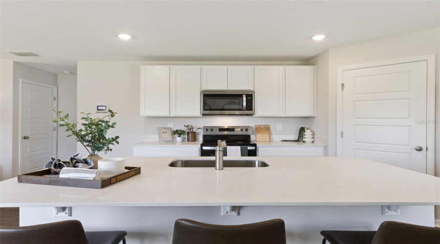 DAVENPORT, Florida 33837, 4 Bedrooms Bedrooms, ,2 BathroomsBathrooms,Residential,For Sale,PARTINGTON,0,MFRO6390164