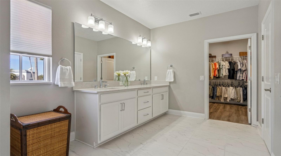 CELEBRATION, Florida 34747, 3 Bedrooms Bedrooms, ,2 BathroomsBathrooms,Residential,For Sale,RESOLUTE,0,MFRO6378043