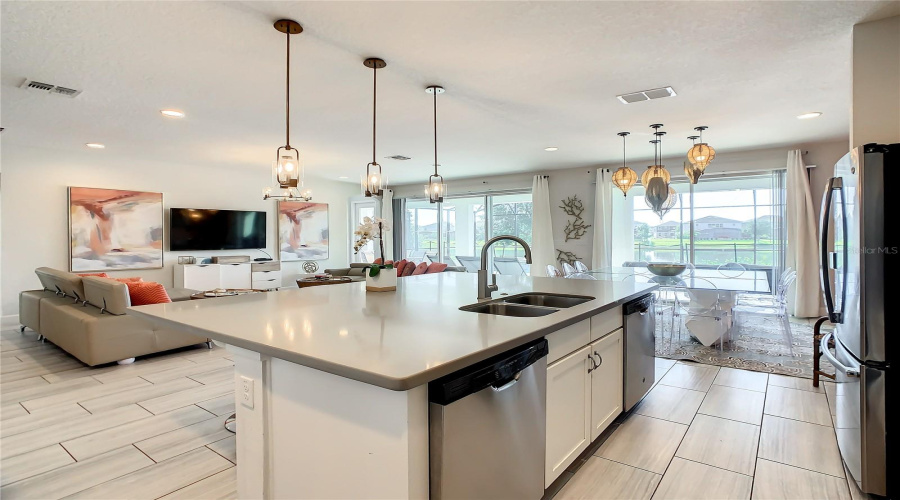 KISSIMMEE, Florida 34746, 9 Bedrooms Bedrooms, ,7 BathroomsBathrooms,Residential,For Sale,MARCELLO,0,MFRO6342893