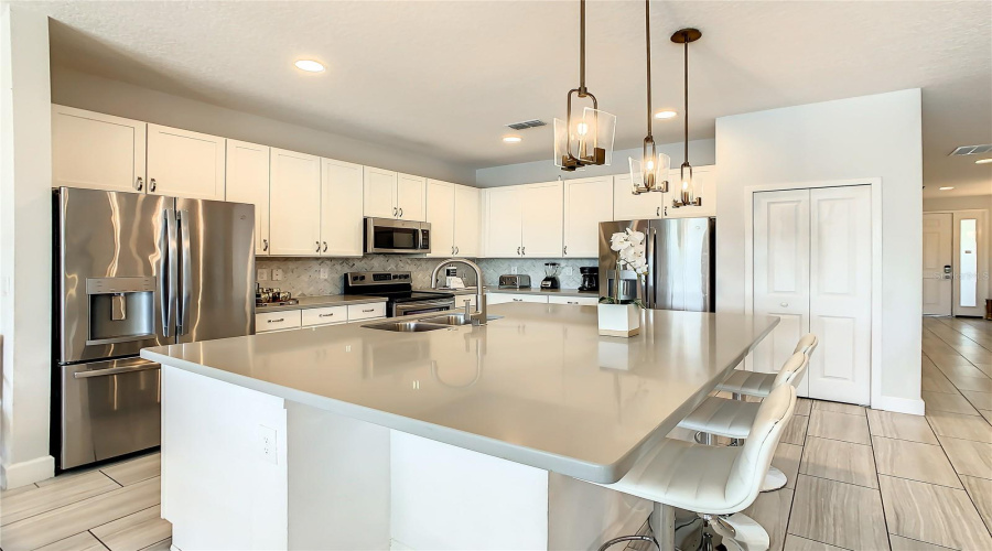 KISSIMMEE, Florida 34746, 9 Bedrooms Bedrooms, ,7 BathroomsBathrooms,Residential,For Sale,MARCELLO,0,MFRO6342893