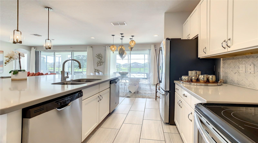 KISSIMMEE, Florida 34746, 9 Bedrooms Bedrooms, ,7 BathroomsBathrooms,Residential,For Sale,MARCELLO,0,MFRO6342893