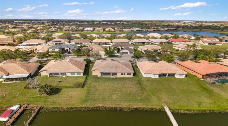 KISSIMMEE, Florida 34746, 4 Bedrooms Bedrooms, ,3 BathroomsBathrooms,Residential,For Sale,SOMERSET,0,MFRO6389228