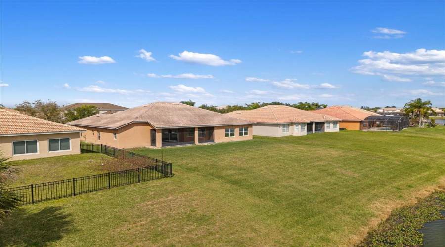 KISSIMMEE, Florida 34746, 4 Bedrooms Bedrooms, ,3 BathroomsBathrooms,Residential,For Sale,SOMERSET,0,MFRO6389228