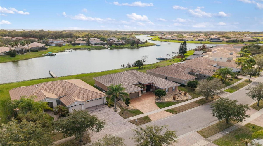 KISSIMMEE, Florida 34746, 4 Bedrooms Bedrooms, ,3 BathroomsBathrooms,Residential,For Sale,SOMERSET,0,MFRO6389228