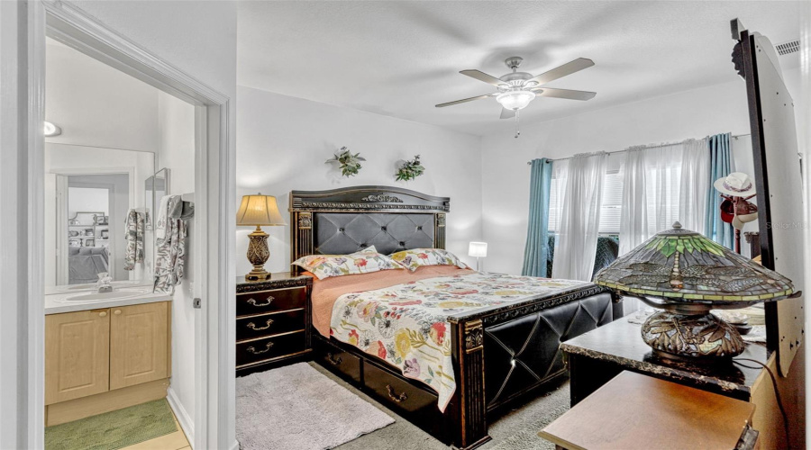 KISSIMMEE, Florida 34747, 4 Bedrooms Bedrooms, ,2 BathroomsBathrooms,Residential,For Sale,FAN PALM,0,MFRO6317015