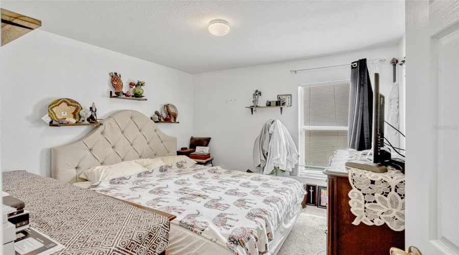 KISSIMMEE, Florida 34747, 4 Bedrooms Bedrooms, ,2 BathroomsBathrooms,Residential,For Sale,FAN PALM,0,MFRO6317015