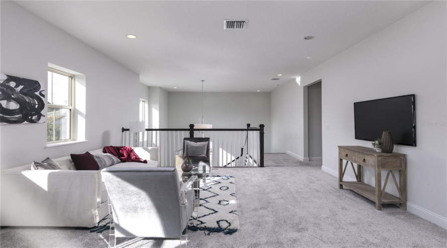 ORLANDO, Florida 32836, 4 Bedrooms Bedrooms, ,4 BathroomsBathrooms,Residential,For Sale,ROYAL CYPRESS,0,MFRO6390187