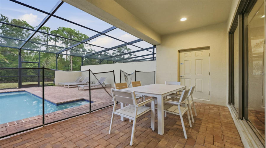 KISSIMMEE, Florida 34747, 5 Bedrooms Bedrooms, ,4 BathroomsBathrooms,Residential,For Sale,GENEVE,0,MFRO6370265