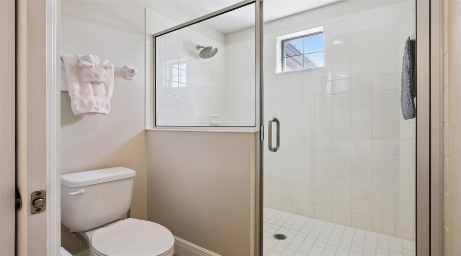 Upstairs Primary Bathroom