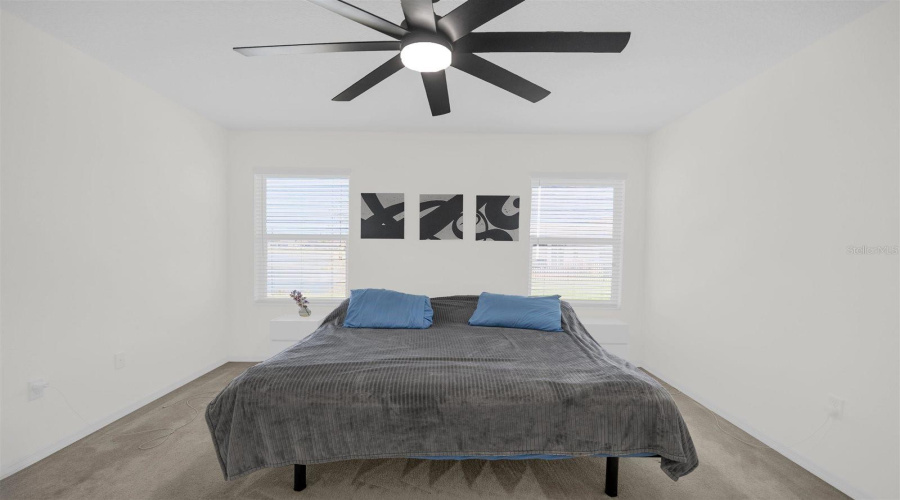 KISSIMMEE, Florida 34746, 3 Bedrooms Bedrooms, ,2 BathroomsBathrooms,Residential,For Sale,DESERT ROSE,0,MFRO6390149