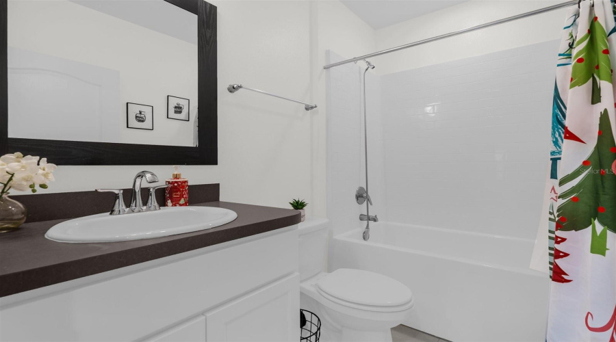 KISSIMMEE, Florida 34746, 3 Bedrooms Bedrooms, ,2 BathroomsBathrooms,Residential,For Sale,DESERT ROSE,0,MFRO6390149