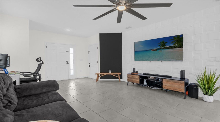 KISSIMMEE, Florida 34746, 3 Bedrooms Bedrooms, ,2 BathroomsBathrooms,Residential,For Sale,DESERT ROSE,0,MFRO6390149