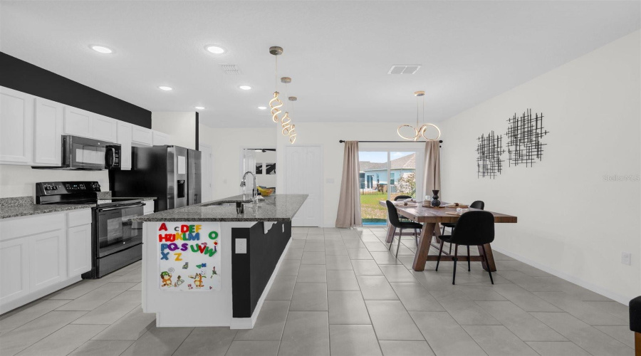 KISSIMMEE, Florida 34746, 3 Bedrooms Bedrooms, ,2 BathroomsBathrooms,Residential,For Sale,DESERT ROSE,0,MFRO6390149