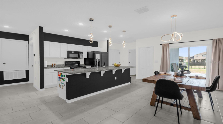 KISSIMMEE, Florida 34746, 3 Bedrooms Bedrooms, ,2 BathroomsBathrooms,Residential,For Sale,DESERT ROSE,0,MFRO6390149