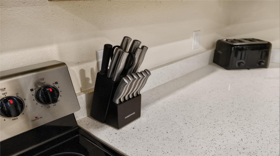 KISSIMMEE, Florida 34747, 3 Bedrooms Bedrooms, ,3 BathroomsBathrooms,Residential,For Sale,DREAMSICLE,0,MFRO6387518