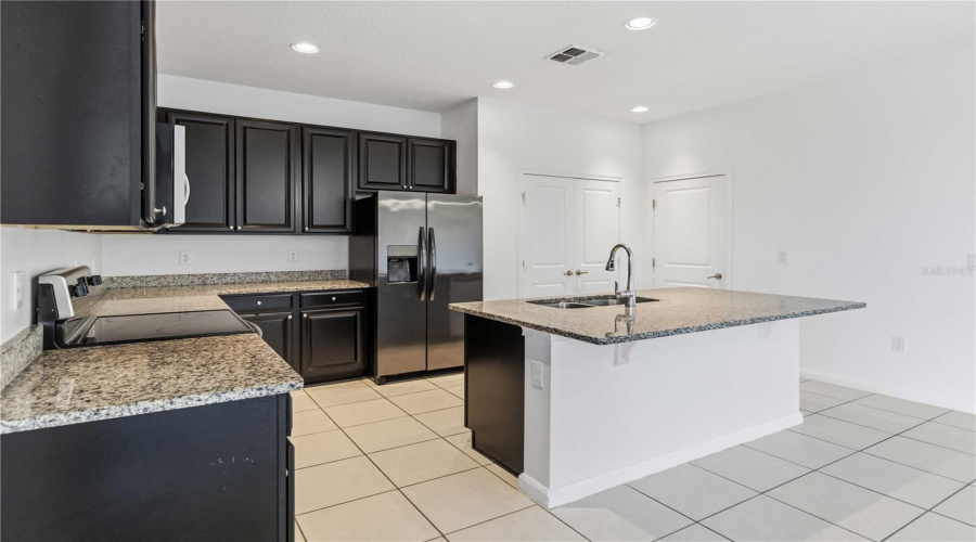 DAVENPORT, Florida 33897, 4 Bedrooms Bedrooms, ,2 BathroomsBathrooms,Residential,For Sale,TRINITY RIDGE,0,MFRO6390416