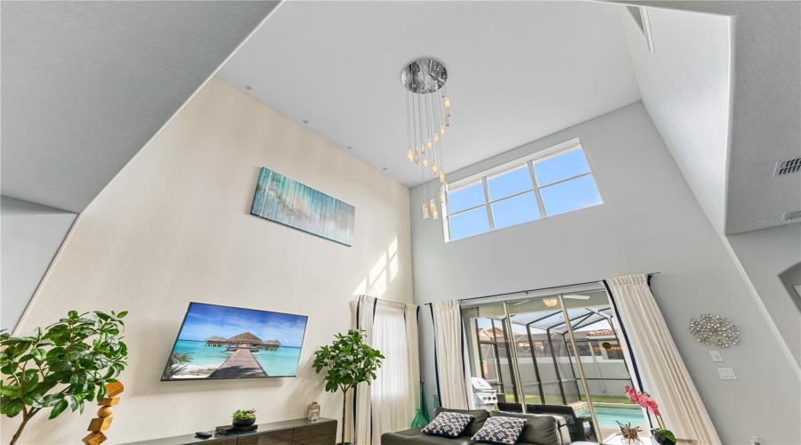 KISSIMMEE, Florida 34747, 5 Bedrooms Bedrooms, ,5 BathroomsBathrooms,Residential,For Sale,MAJESTY PALM,0,MFRO6390392