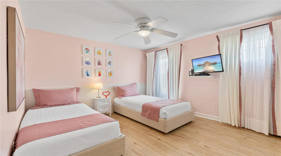 KISSIMMEE, Florida 34747, 5 Bedrooms Bedrooms, ,5 BathroomsBathrooms,Residential,For Sale,MAJESTY PALM,0,MFRO6390392