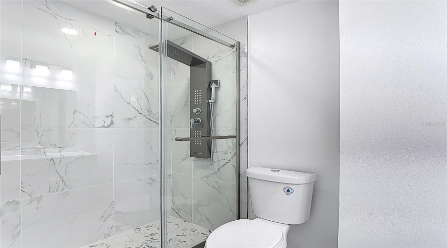 DAVENPORT, Florida 33837, 6 Bedrooms Bedrooms, ,3 BathroomsBathrooms,Residential,For Sale,WILDFLOWER,0,MFRO6390424