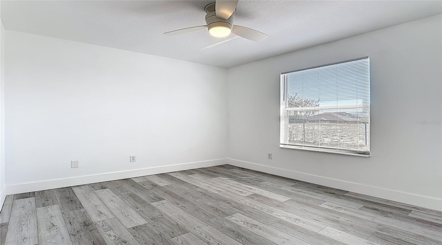 DAVENPORT, Florida 33837, 6 Bedrooms Bedrooms, ,3 BathroomsBathrooms,Residential,For Sale,WILDFLOWER,0,MFRO6390424