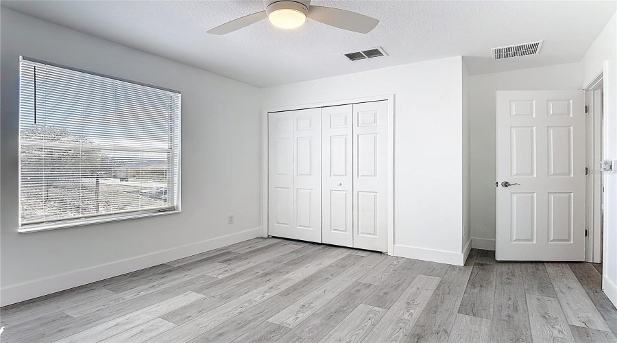 DAVENPORT, Florida 33837, 6 Bedrooms Bedrooms, ,3 BathroomsBathrooms,Residential,For Sale,WILDFLOWER,0,MFRO6390424