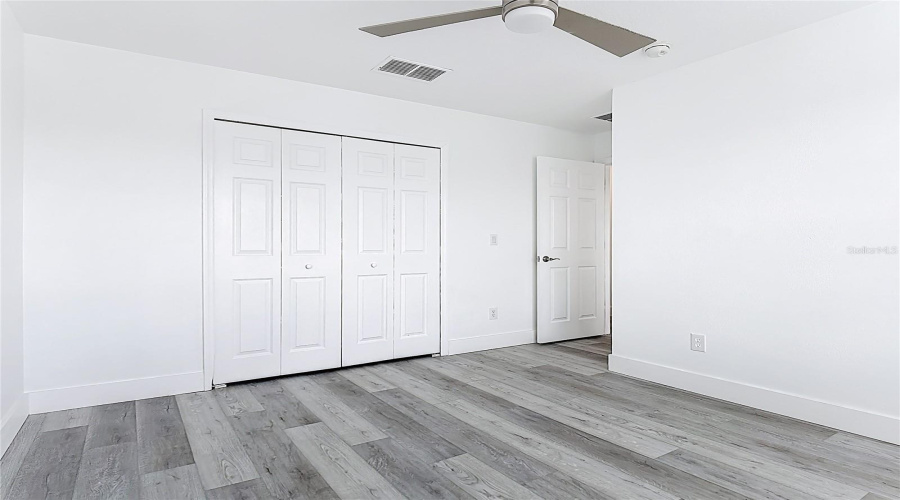 DAVENPORT, Florida 33837, 6 Bedrooms Bedrooms, ,3 BathroomsBathrooms,Residential,For Sale,WILDFLOWER,0,MFRO6390424