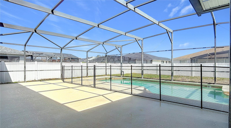 DAVENPORT, Florida 33837, 6 Bedrooms Bedrooms, ,3 BathroomsBathrooms,Residential,For Sale,WILDFLOWER,0,MFRO6390424