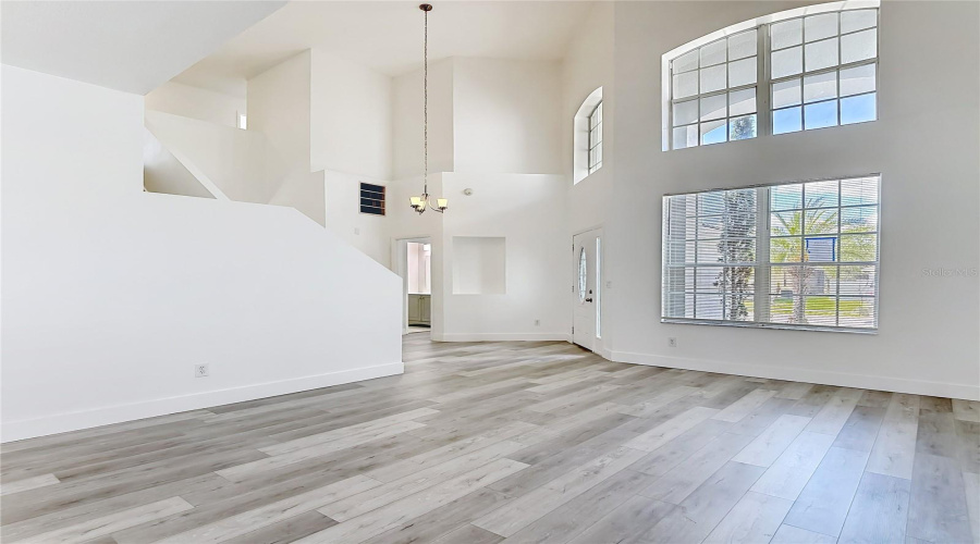 DAVENPORT, Florida 33837, 6 Bedrooms Bedrooms, ,3 BathroomsBathrooms,Residential,For Sale,WILDFLOWER,0,MFRO6390424